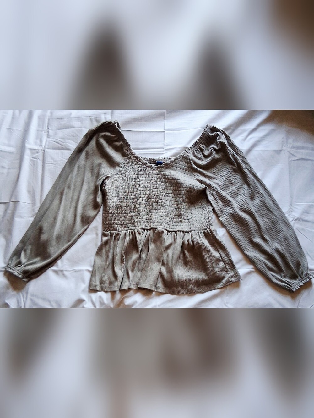 Old NAVY Women’s Smocked Peplum Top - Beige
